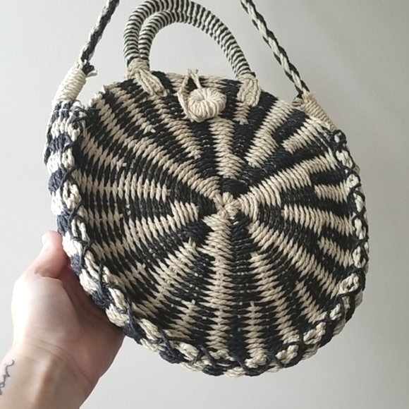 B o h o | Sole Society Round Wicker Purse/Bag - Picture 14 of 14
